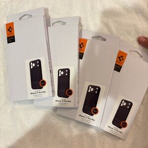 Spigen Parallax Case for iPhone 17 Pro Max - Black